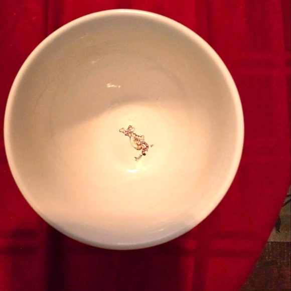 Winnie the Pooh Bowl, Leaf and Animal Rim design Collectible Stoneware - Picture 3 of 13